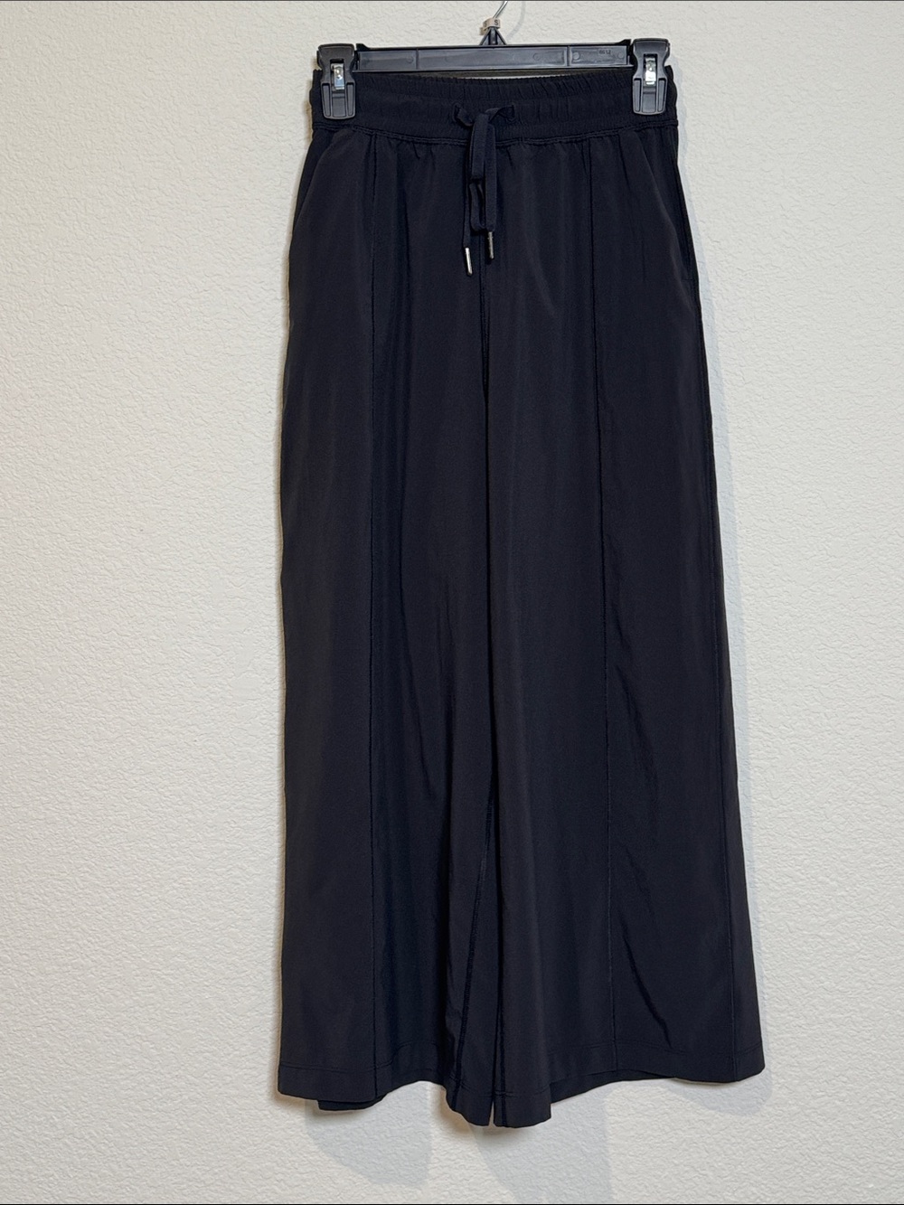 Lululemon Lightweight Black Get Going Cropped Pant